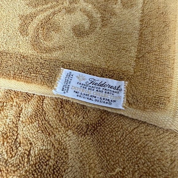 Vintage Fieldcrest Bath Towel 49x26 Harvest Gold Tan Fringe Imperial Collection - Picture 3 of 6
